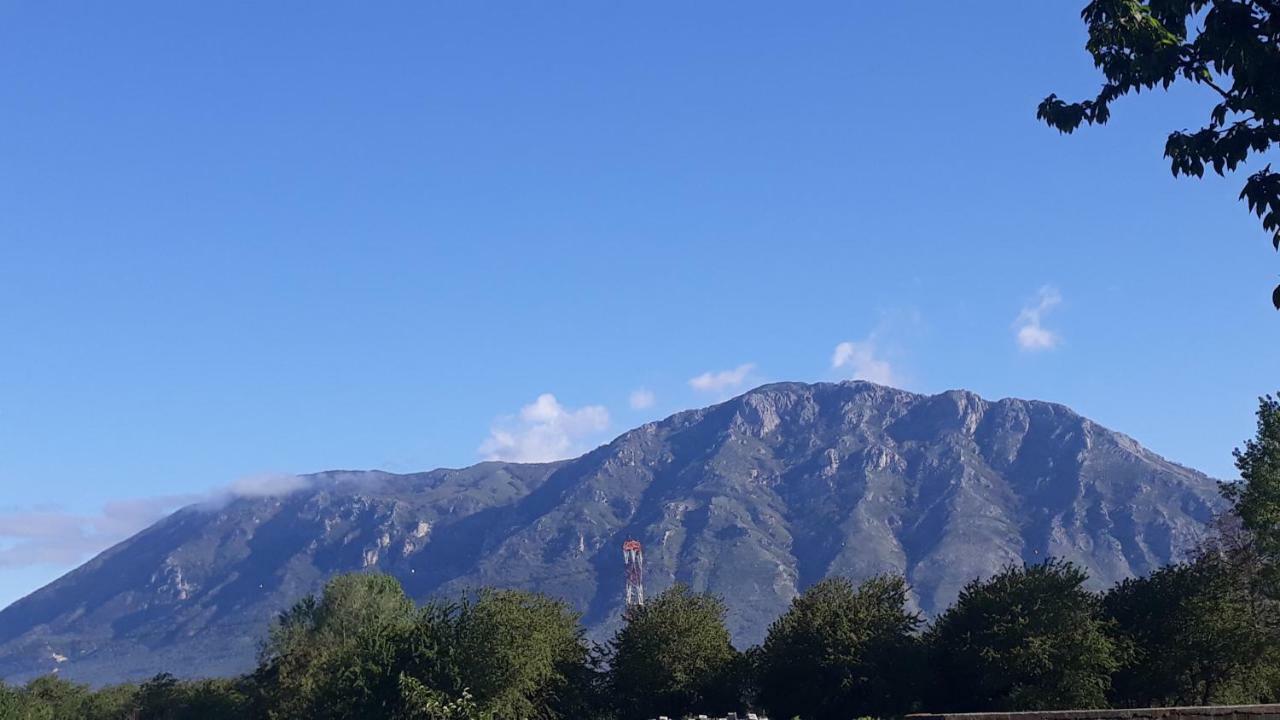 Agriturismo Carlo Cioffi Hotel Rotondi Kültér fotó